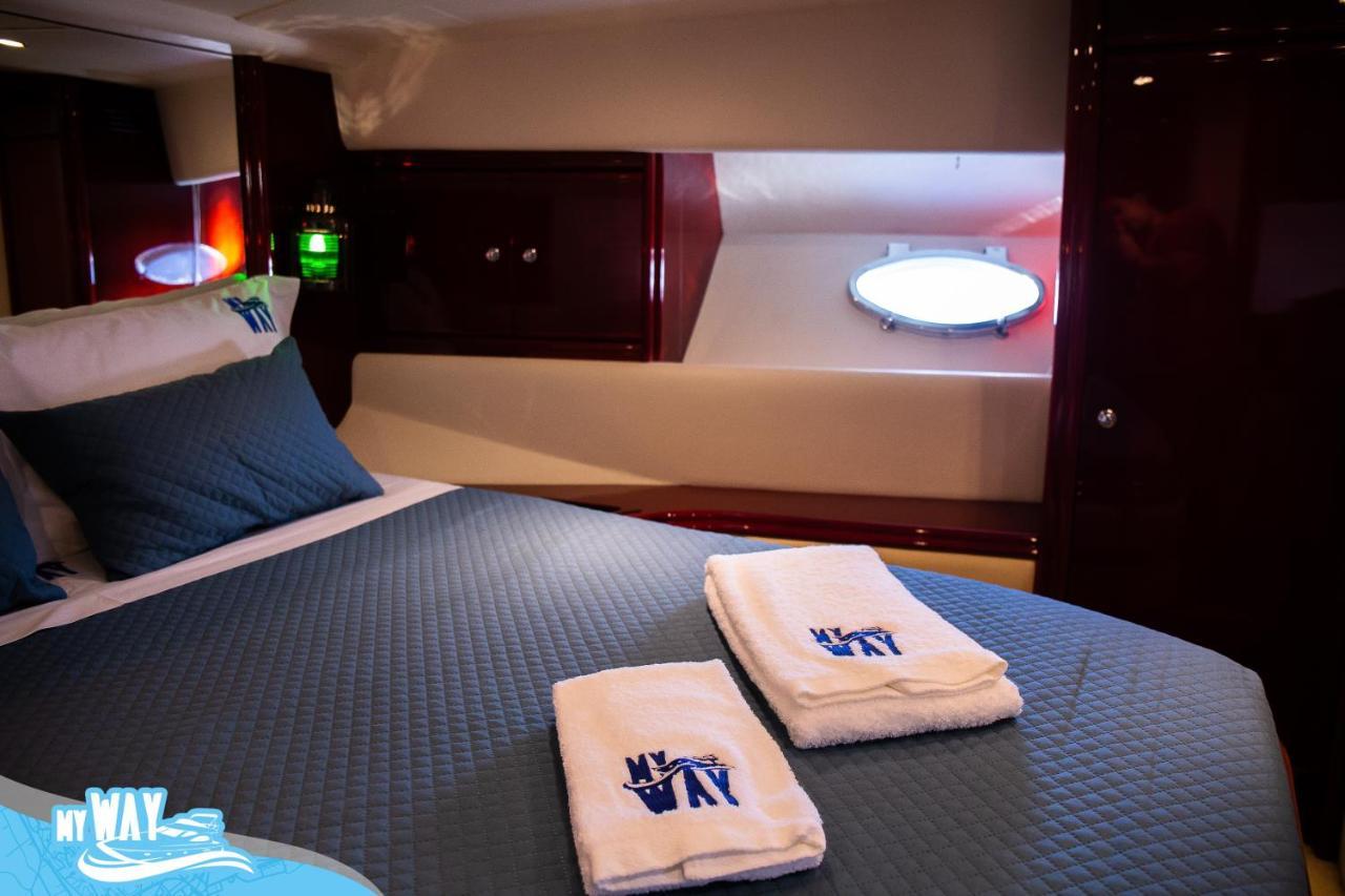 Barco No Coracao Da Cidade - Iate De 5 Estrelas เวียนา โด กัสเตโล ภายนอก รูปภาพ